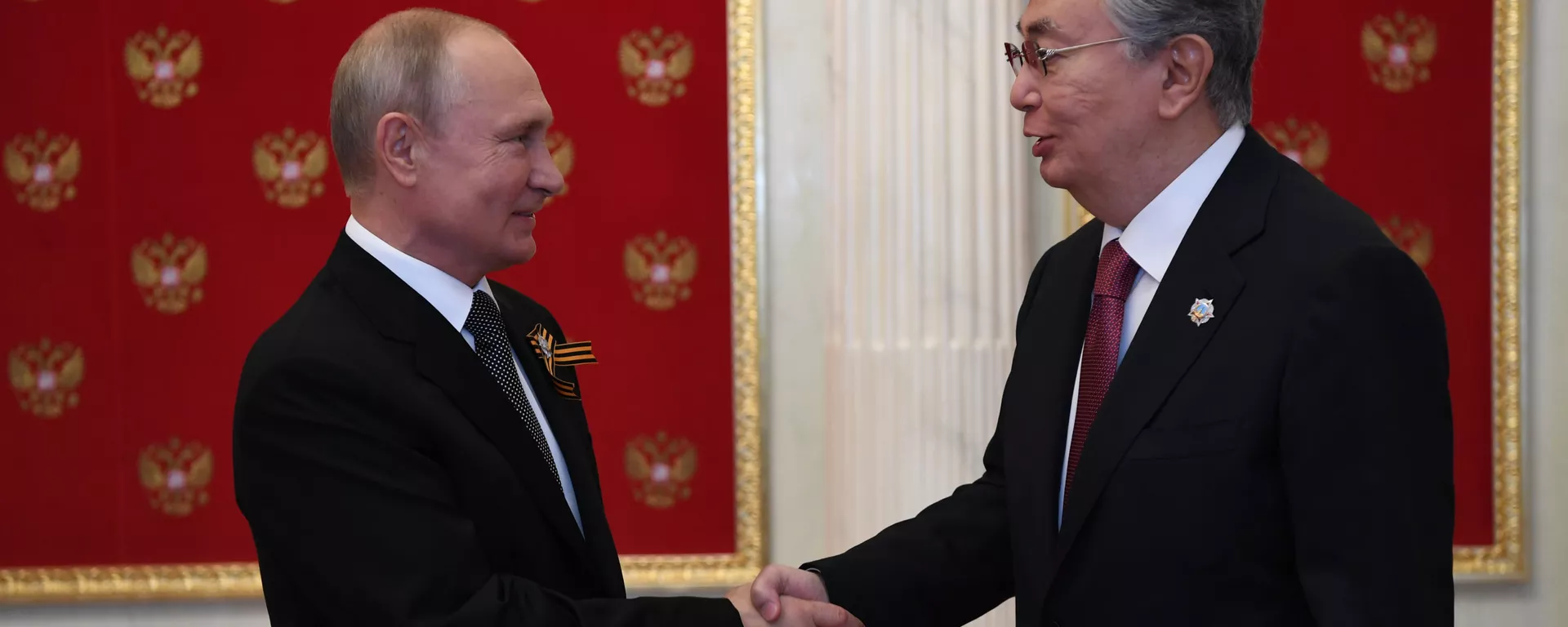 Президент России Владимир Путин и президент Казахстана Касым-Жомарт Токаев во время встречи в Кремле перед началом парада Победы - 俄羅斯衛星通訊社, 1920, 24.07.2021