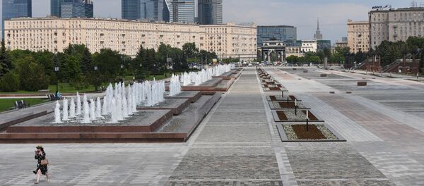 Фонтаны на Поклонной горе в Москве - 俄罗斯卫星通讯社