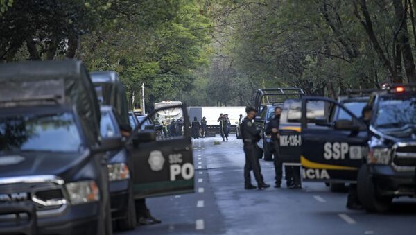 墨西哥國民警衛隊在美墨邊境水壩附近殺死兩名抗議者 - 俄羅斯衛星通訊社