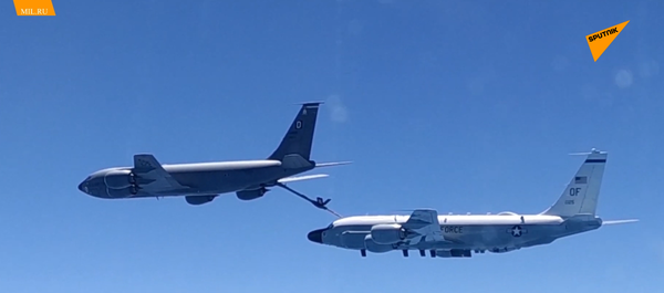 Опубликовано видео перехвата американских самолетов над Черным морем (видео) - 俄罗斯卫星通讯社