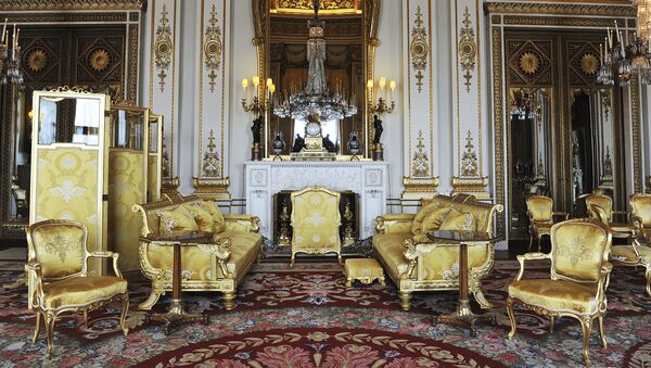 Белая гостиная Букингемского дворца - 俄罗斯卫星通讯社