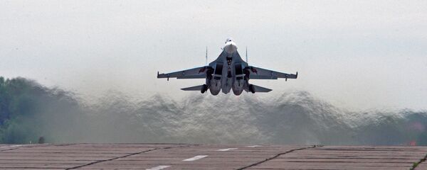 Истребитель СУ-27 - 俄罗斯卫星通讯社