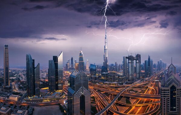 Молнии над Бурдж-Халифа в Дубае  - 俄罗斯卫星通讯社