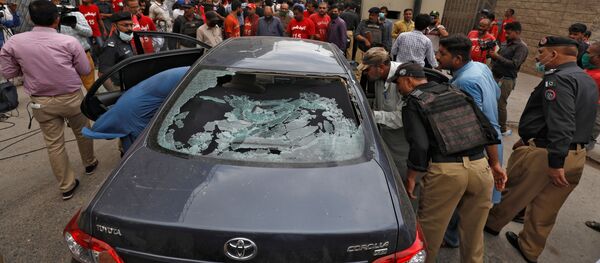 Полиция на месте нападения на Пакистанскую фондовую биржу в Карачи - 俄罗斯卫星通讯社