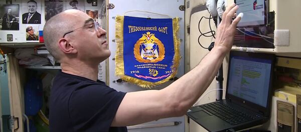 俄宇航員伊萬尼申在“龍”飛船上度過一小時 俄宇航員伊萬尼申在“龍”飛船上度過一小時 - 俄羅斯衛星通訊社