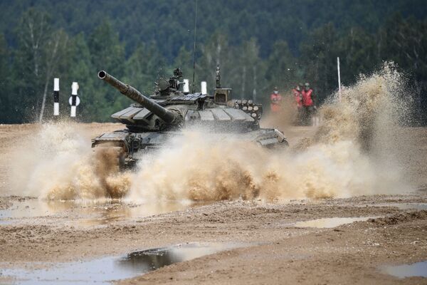 莫斯科州“坦克两项”竞赛的最后阶段 - 俄罗斯卫星通讯社