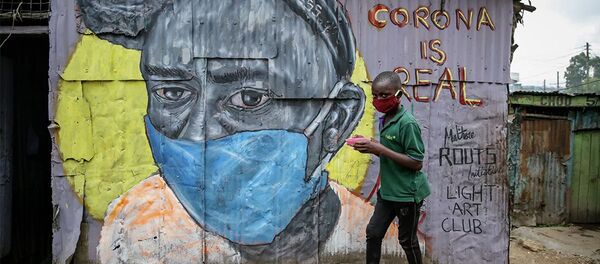 Информационное граффити художников the Mathare Roots, предупреждающее об опасности коронавируса в Найроби, Кения.  - 俄罗斯卫星通讯社