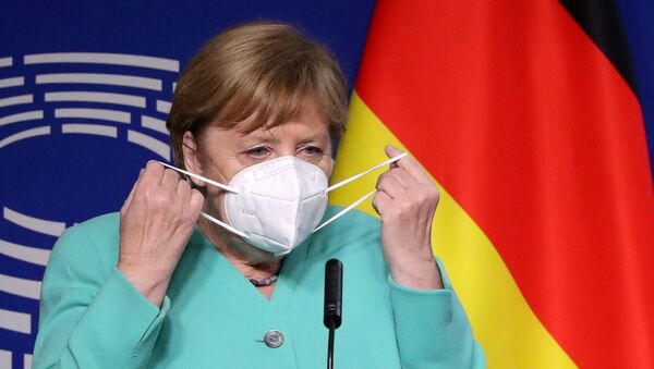 Ангела Меркель в маске - 俄罗斯卫星通讯社